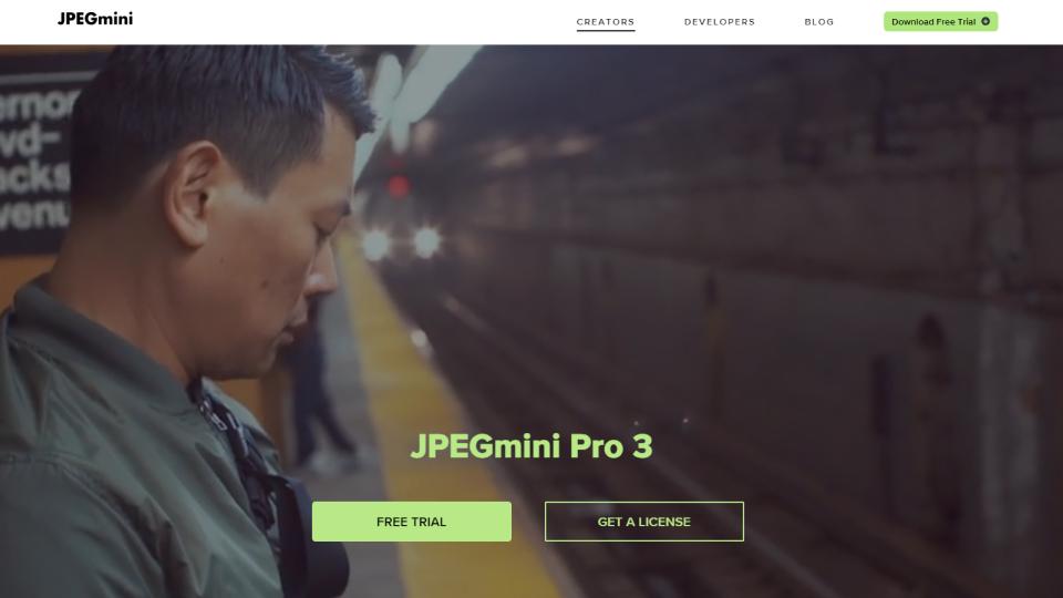 JPEGmini Pro es una herramienta de compresión de imágenes especializada en formato JPEG y aunque su versión paga pueda se costosa, el nivel de compresión que ofrece sin perder calidad es excelente